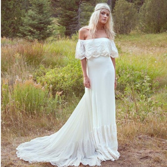 Dramatic Ivory Chiffon Lace Beach Wedding Dresses 2015 Open Back